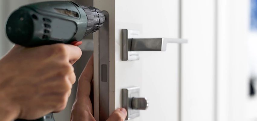 Locksmith For Lock Replacement Near Me in Grand Terrace, CA
